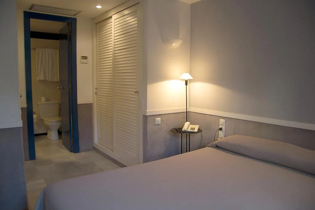 شقة Apartamentos Descartes برشلونة إسبانيا