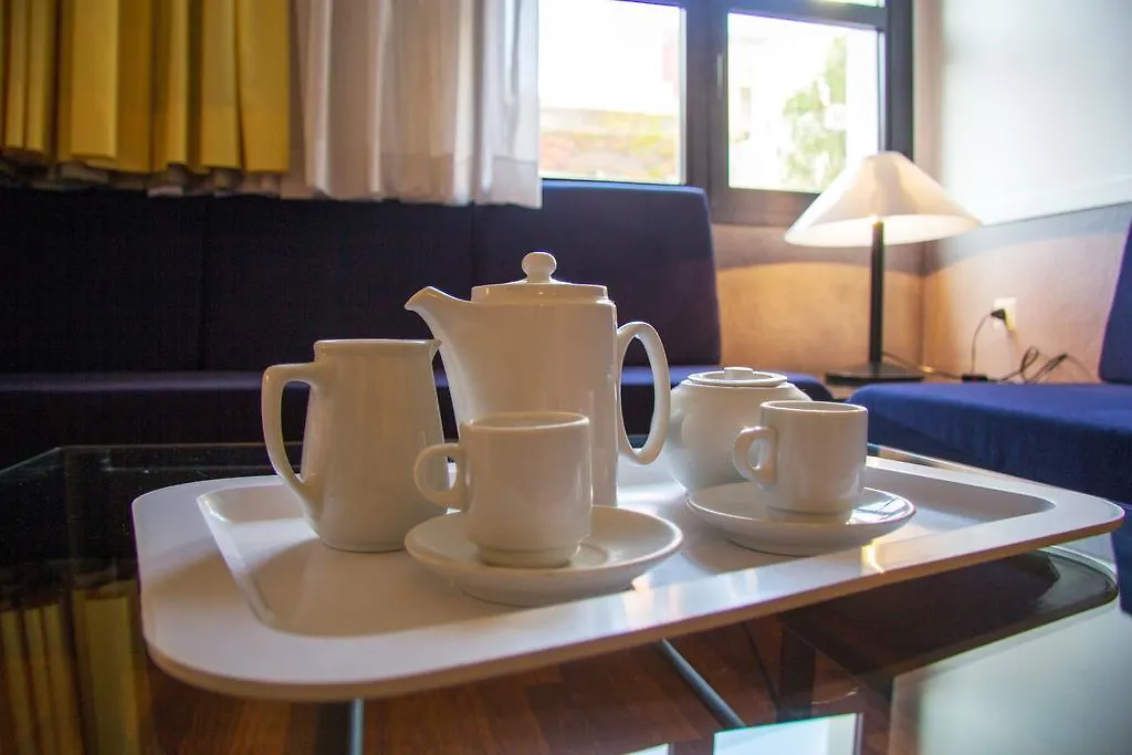 Apartamentos Descartes برشلونة 0*,