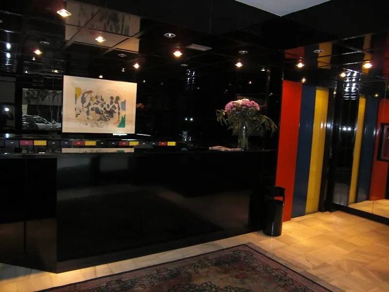 شقة Apartamentos Descartes برشلونة