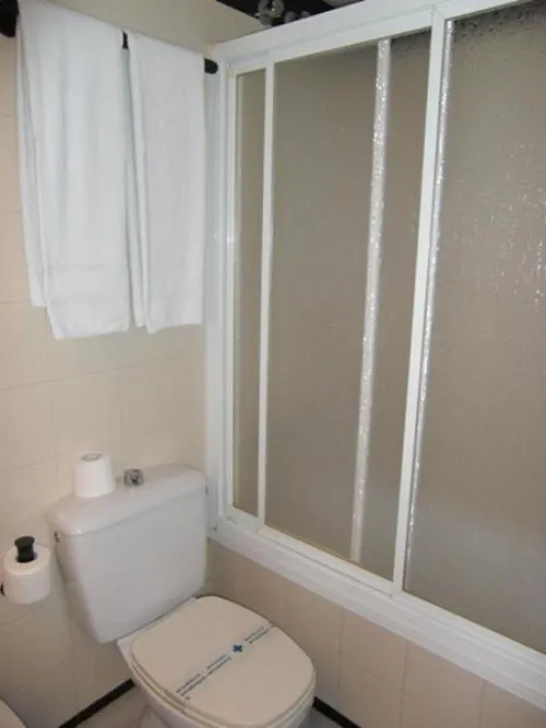 شقة Apartamentos Descartes برشلونة