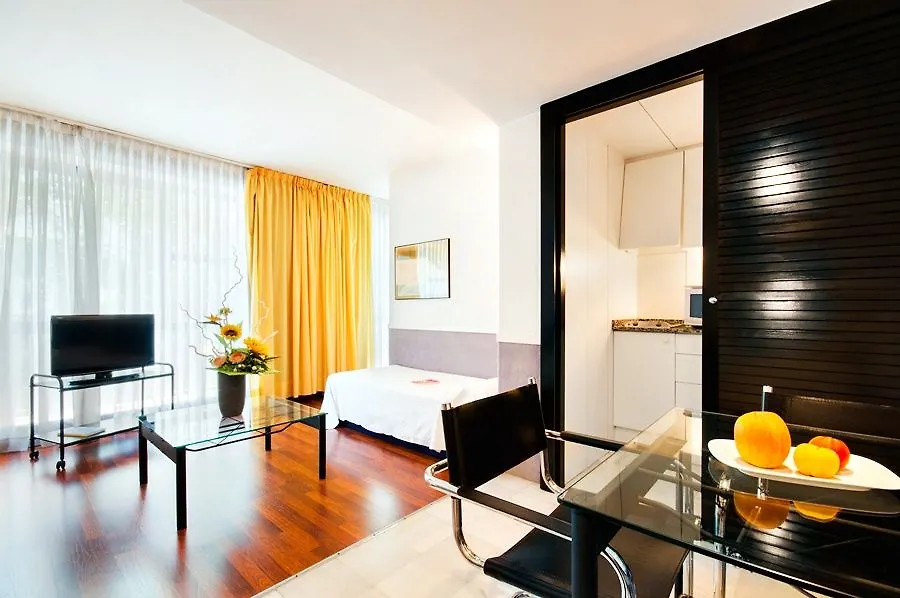 شقة Apartamentos Descartes برشلونة إسبانيا
