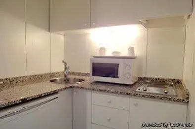 شقة Apartamentos Descartes برشلونة إسبانيا