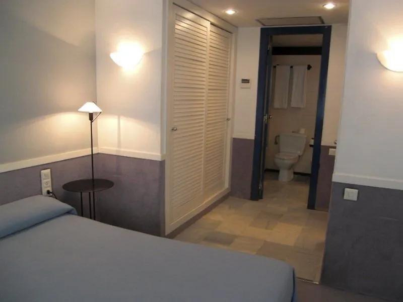 شقة Apartamentos Descartes برشلونة