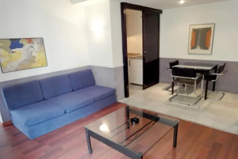 Apartamentos Descartes برشلونة شقة